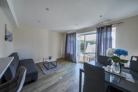 3 bedroom semi-detached house for sale, Evelyn Road, Dunstable LU5