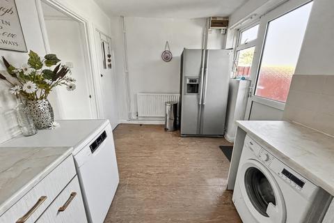 undefined, Bovington