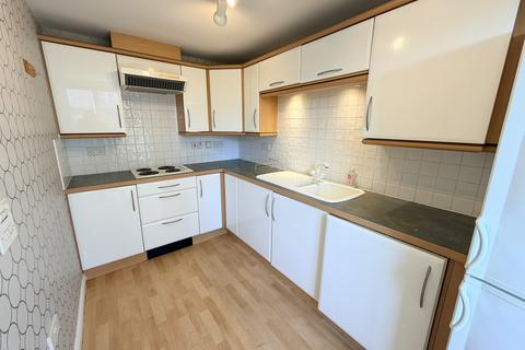 2 bedroom apartment to rent, Livorno House, Cardiff, CF10