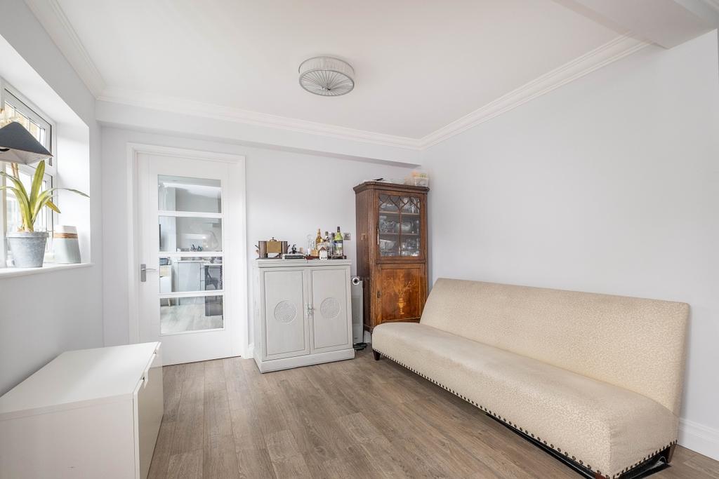 3-cotswold-close-...