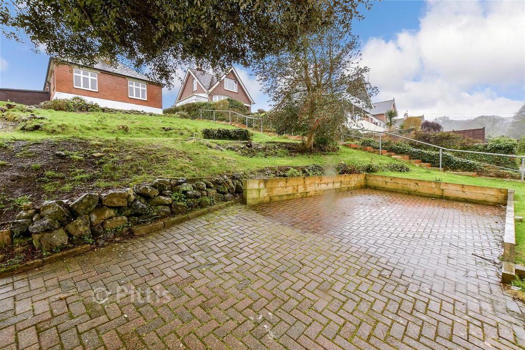 Driveway/Parking