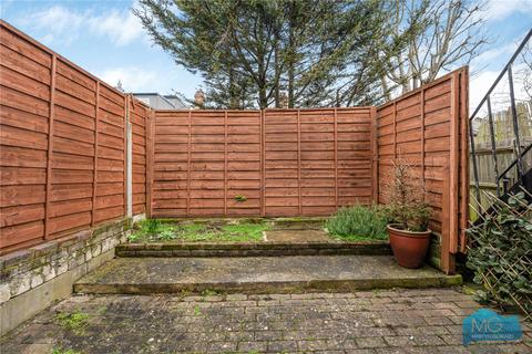 2 bedroom apartment for sale, Harvey Road, Crouch End, London, N8