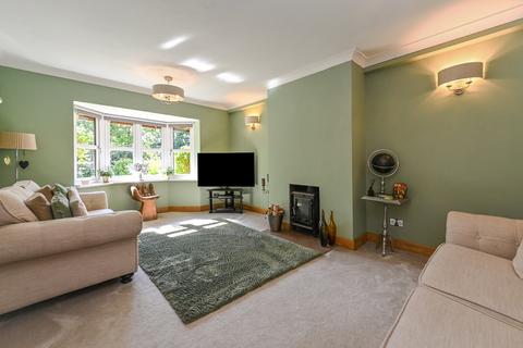 4 bedroom semi-detached house for sale, Trampers Lane, North Boarhunt, Fareham