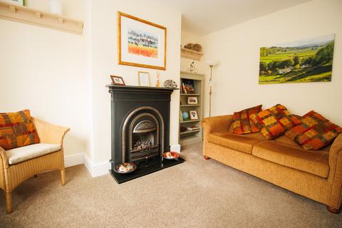 4 bedroom terraced house for sale, West Avenue, Filey YO14