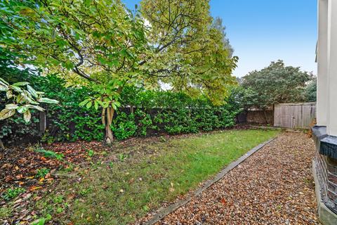 undefined, Broom Road, Teddington, TW11