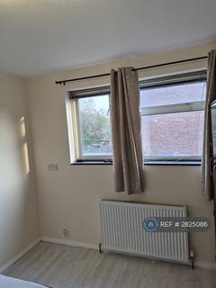 undefined, Kinder Close, London, SE28