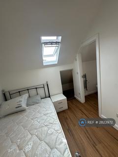undefined, Tolworth Broadway, Surbiton, KT6