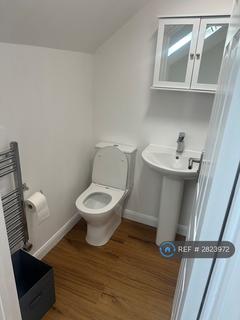 undefined, Tolworth Broadway, Surbiton, KT6