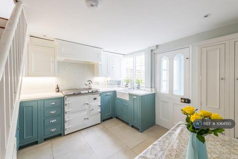 undefined, Eastern Cottages, Lindfield, RH16