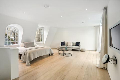 undefined, Hesper Mews, South Kensington, London