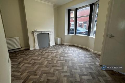 2 bedroom terraced house to rent, Soppett St, Redcar, TS10