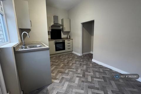 2 bedroom terraced house to rent, Soppett St, Redcar, TS10