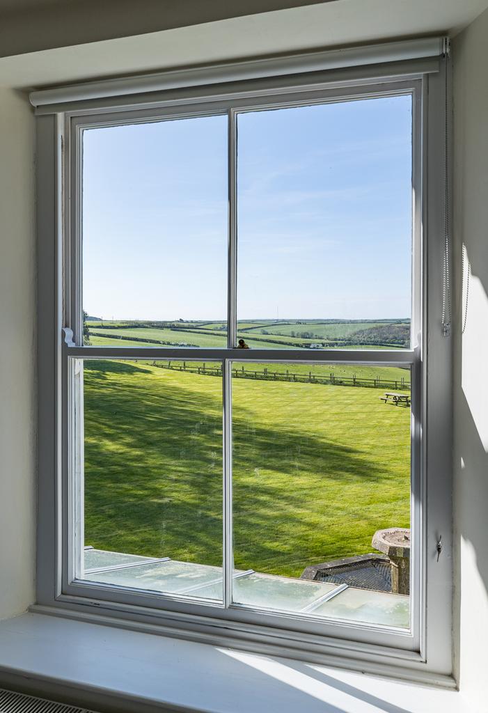 5 Coleridge House - Web-3