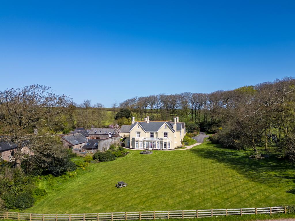 5 Coleridge House - Web-32