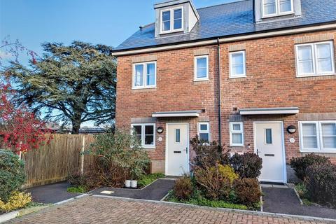 3 bedroom semi-detached house for sale, Kings Close, Yapton