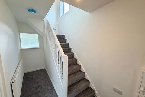 3 bedroom semi-detached house to rent, Romsey Road, Stockton-on-tees TS19