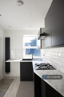 undefined, Hart Hill Drive, Salford, M5