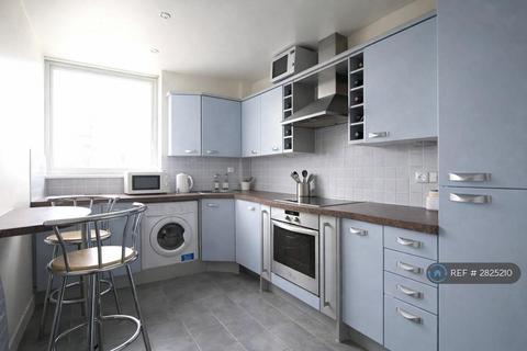 undefined, Switch House, London, E14