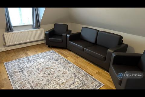 2 bedroom flat to rent, Craven Park, London, NW10