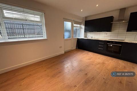 2 bedroom terraced house to rent, Wern Isaf, Merthyr Tydfil, CF48