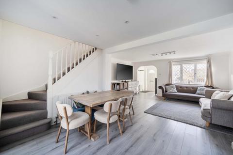 3 bedroom terraced house for sale, Queens Court Ride, Cobham, KT11