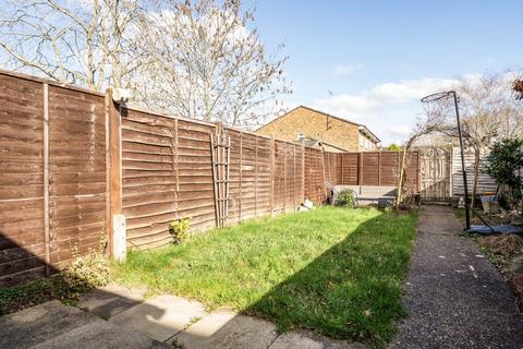 3 bedroom terraced house for sale, Queens Court Ride, Cobham, KT11