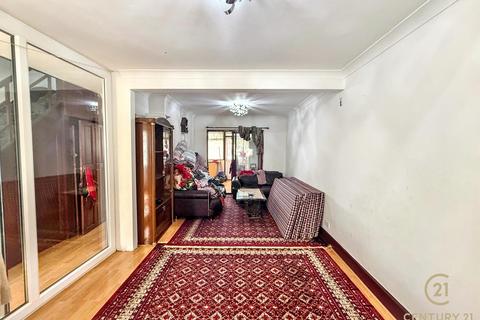 3 bedroom terraced house for sale, Botwell Lane, HAYES UB3