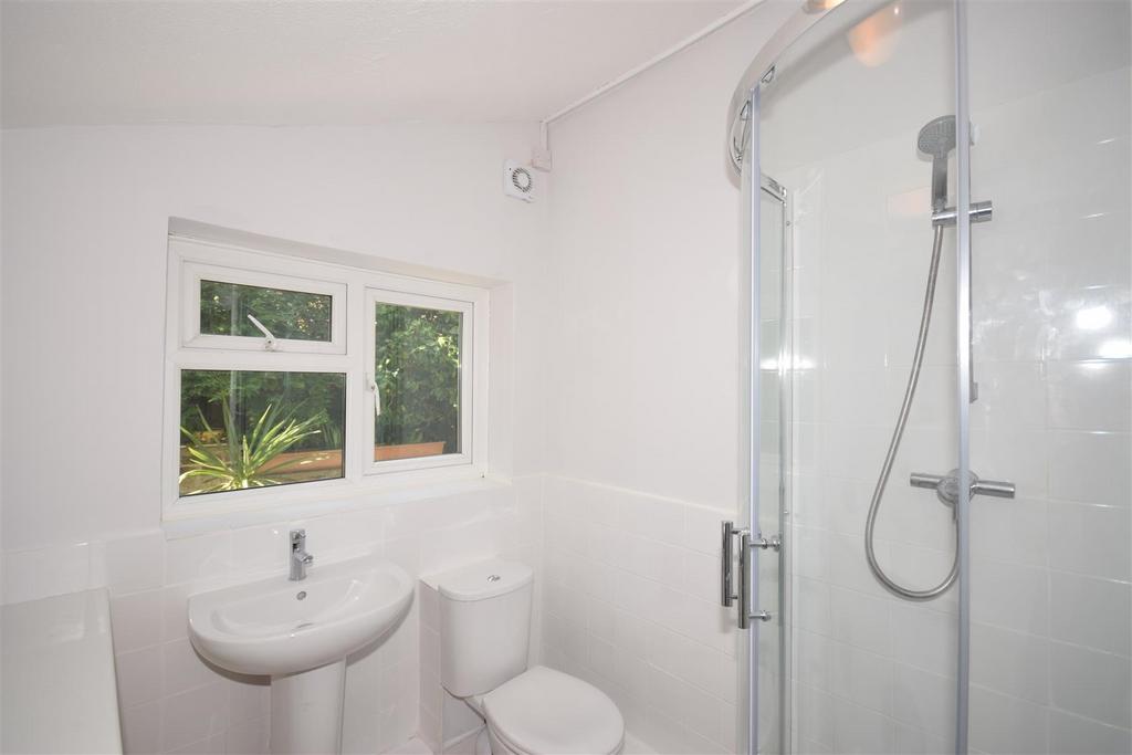 Utility/Shower Room