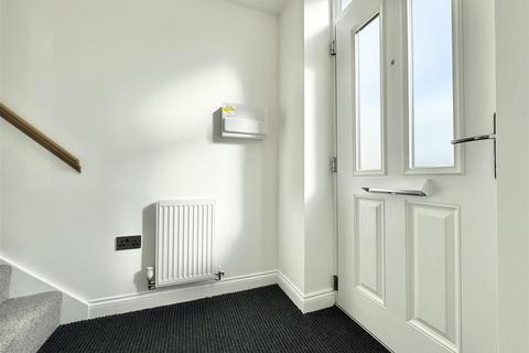 4 bedroom semi-detached house for sale, Tailors Green, Shepley, Huddersfield, HD8 8GN