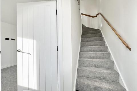 4 bedroom semi-detached house for sale, Tailors Green, Shepley, Huddersfield, HD8 8GN
