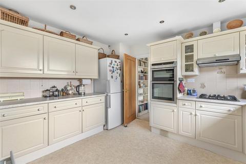 undefined, Hebers Grove, Ilkley LS29