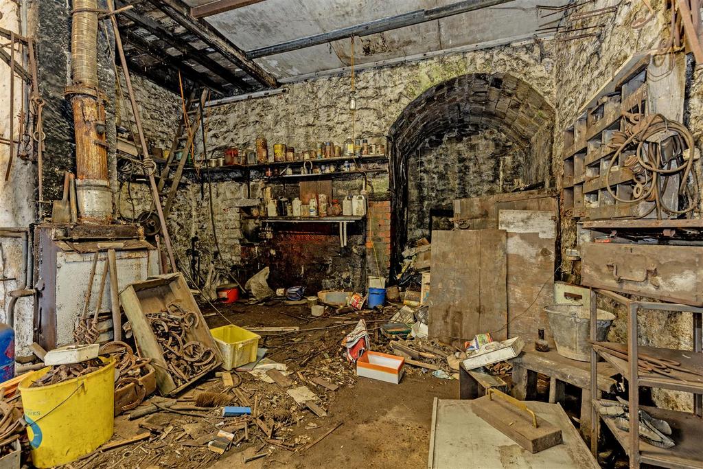 Internal-3.jpg