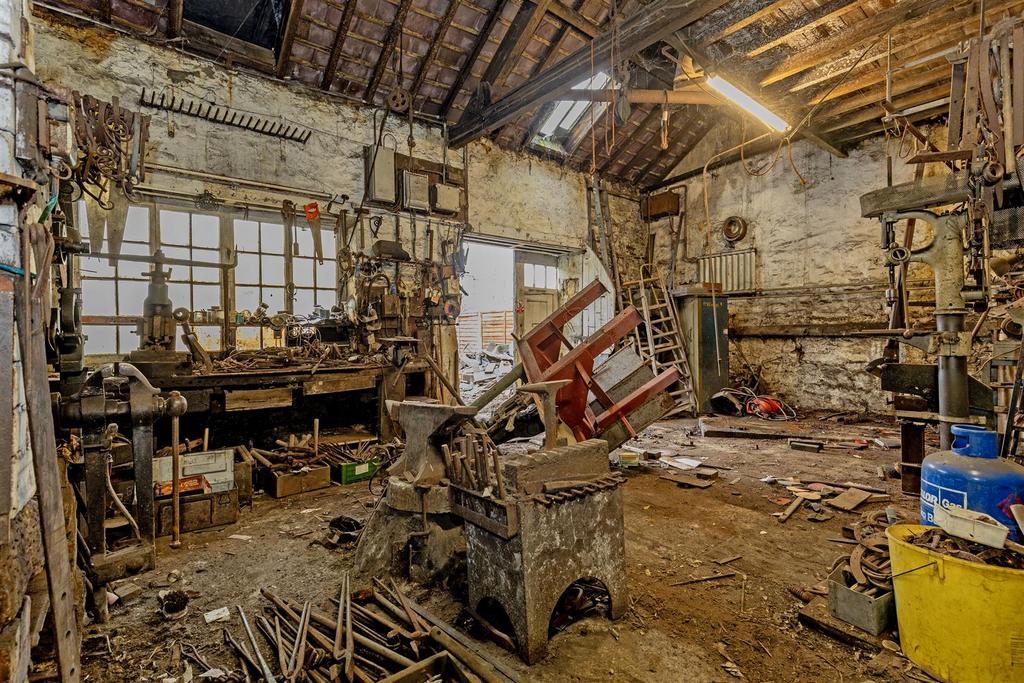 Internal-6.jpg