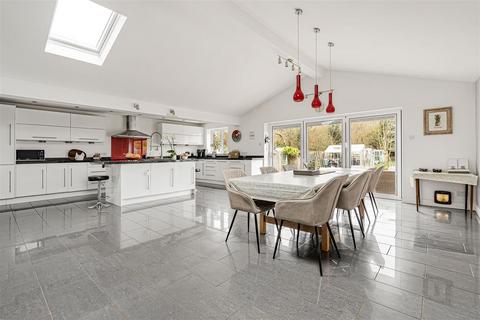 undefined, Blackthorn Road, Launton