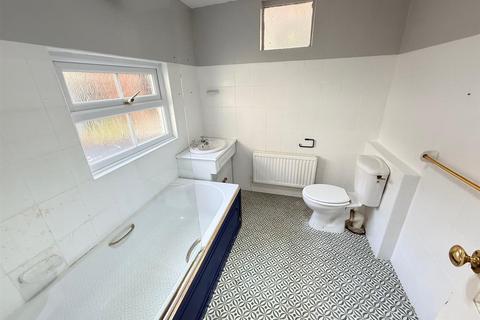 2 bedroom terraced house for sale, South Road, Stourbridge, DY8 3YB