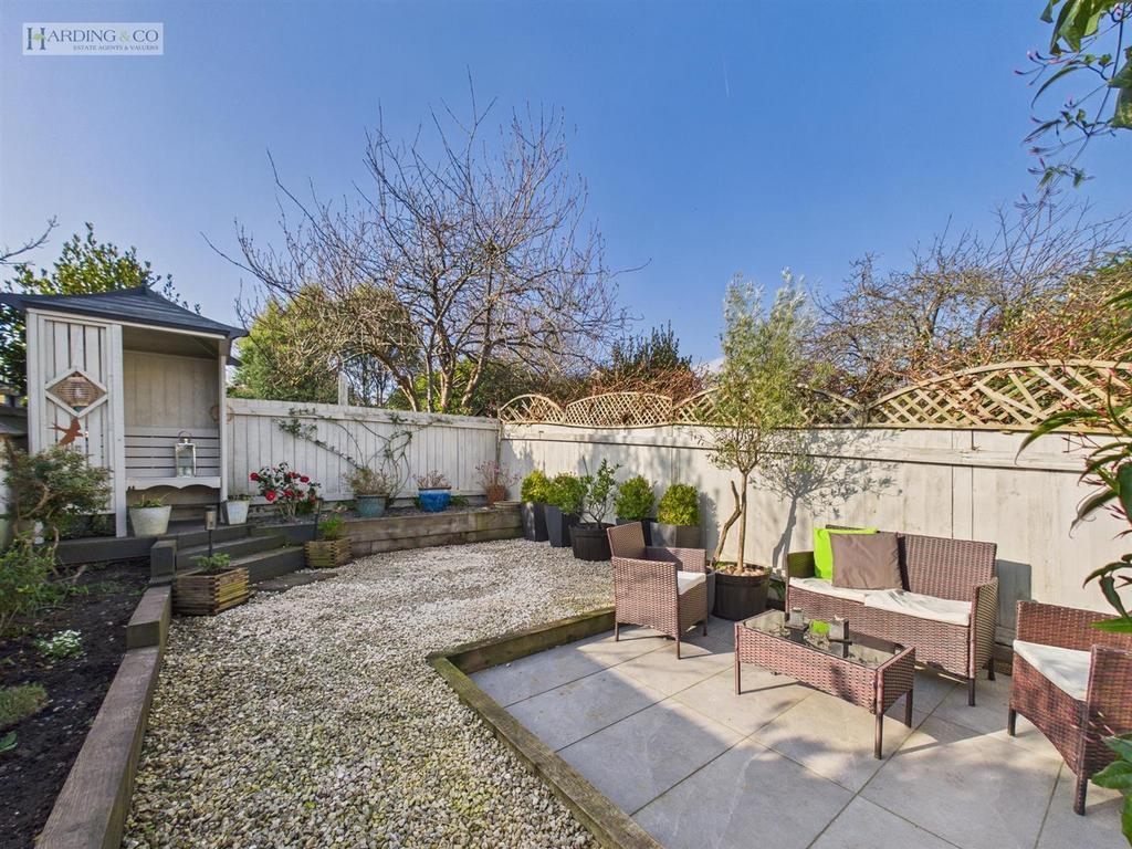 Rear Garden (5).jpg