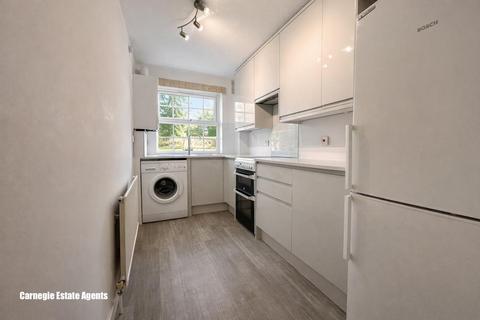 1 bedroom flat to rent, Parkway Gardens, Welwyn Garden City AL8