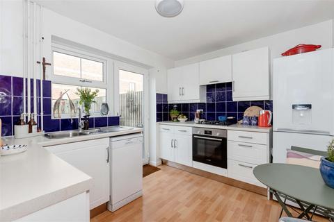 2 bedroom terraced house for sale, High Street, Worthing