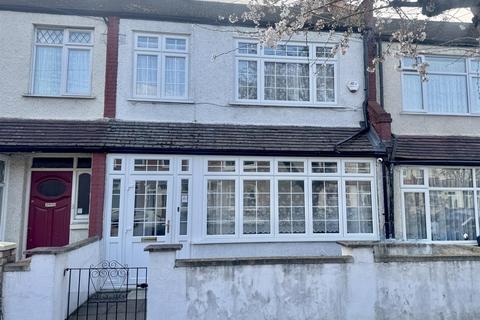 3 bedroom terraced house for sale, Silverleigh Road, Thornton Heath