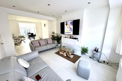 3 bedroom terraced house for sale, Silverleigh Road, Thornton Heath