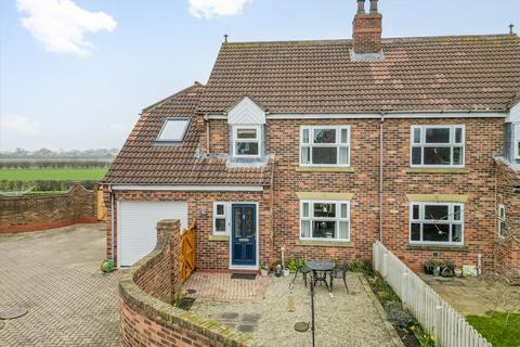 4 bedroom semi-detached house for sale, Lakeside, Acaster Malbis, York