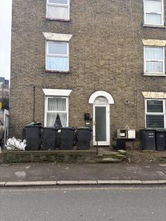 undefined, Ground Floor Flat, Wrotham Road, Gravesend, DA11