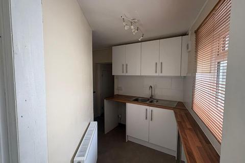 undefined, Ground Floor Flat, Wrotham Road, Gravesend, DA11