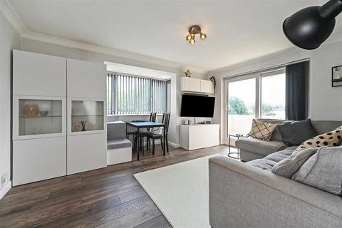 2 bedroom apartment for sale, High Street, Bognor Regis