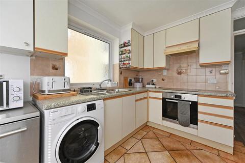 2 bedroom apartment for sale, High Street, Bognor Regis