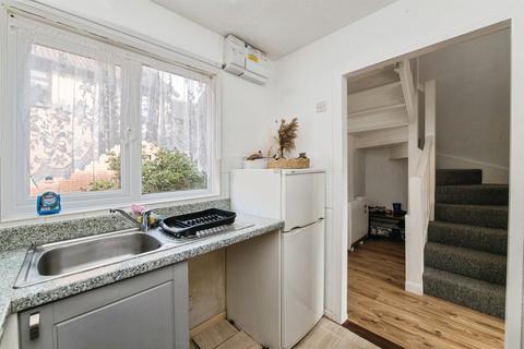 3 bedroom terraced house for sale, Farm Hill, Exeter