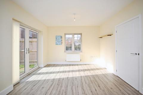 4 bedroom detached house for sale, Flax Furrow, STRATFORD-UPON-AVON