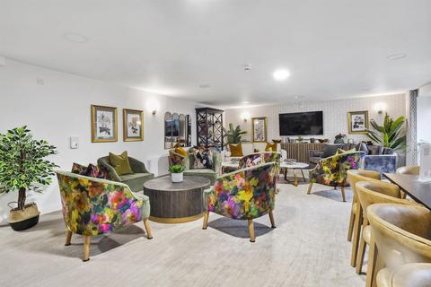 2 bedroom apartment for sale, Outwood Lane, Chipstead, Coulsdon, CR5 3LU