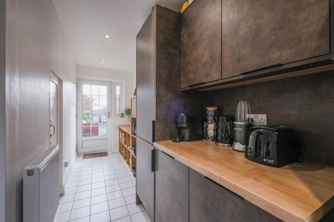 2 bedroom end of terrace house for sale, Watford Avenue, Norwood Green