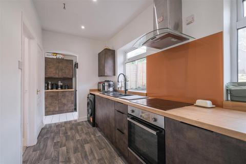 2 bedroom end of terrace house for sale, Watford Avenue, Norwood Green